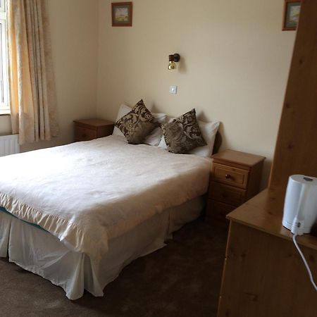 Seashore Lodge Guesthouse Голвей Екстер'єр фото